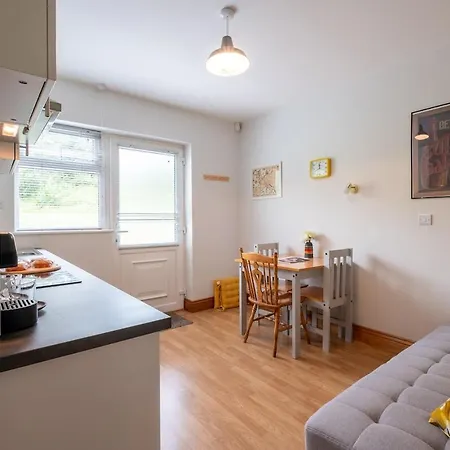 Apartman - 1 Bed Guest Flat